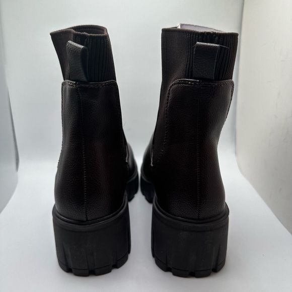 CUSHIONAIRE Women's slip on chelsea boot +Memory Foam 8 WIDE BROWN - Picture 4 of 7